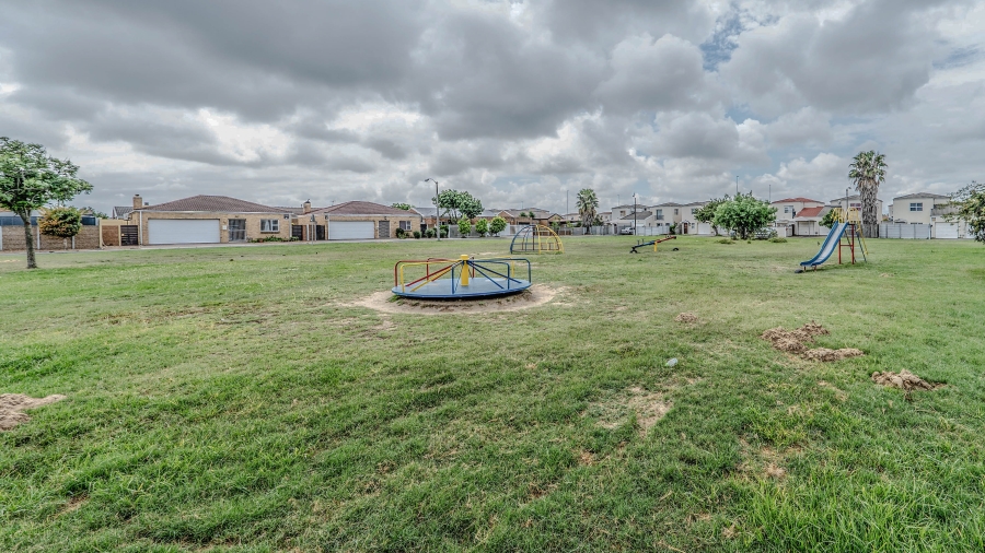 3 Bedroom Property for Sale in Zonnendal Western Cape